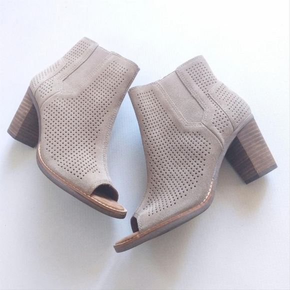 TOMS Desert Taupe Suede Perforated Majorca Peep Toe Ankle Booties - Picture 10 of 11